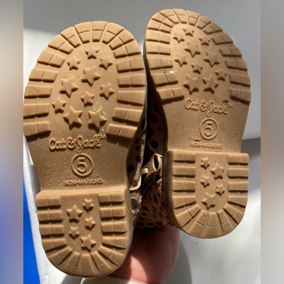 Cat & Jack Toddler Girls' Leapord Zipper Lace-Up Combat Boots Brown - Picture 2 of 8